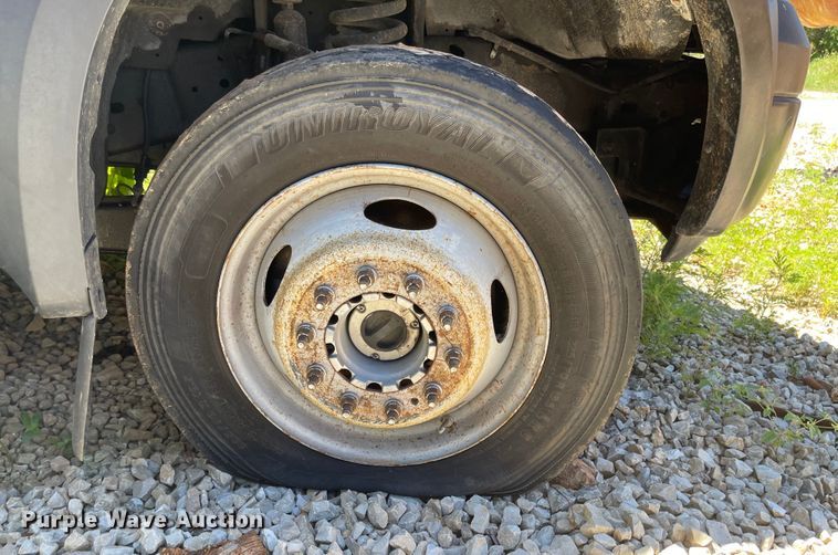 image for item LF9214 2007 Ford F550 Super Duty XL  utility / service truck