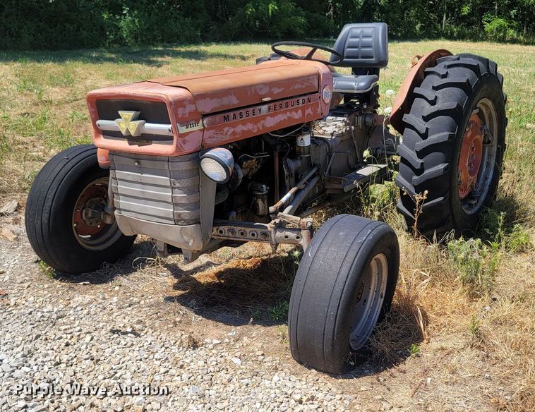 image for item LF9215 Massey Ferguson 135  tractor