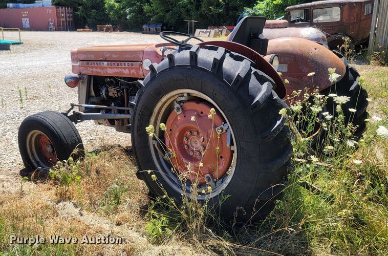 image for item LF9215 Massey Ferguson 135  tractor