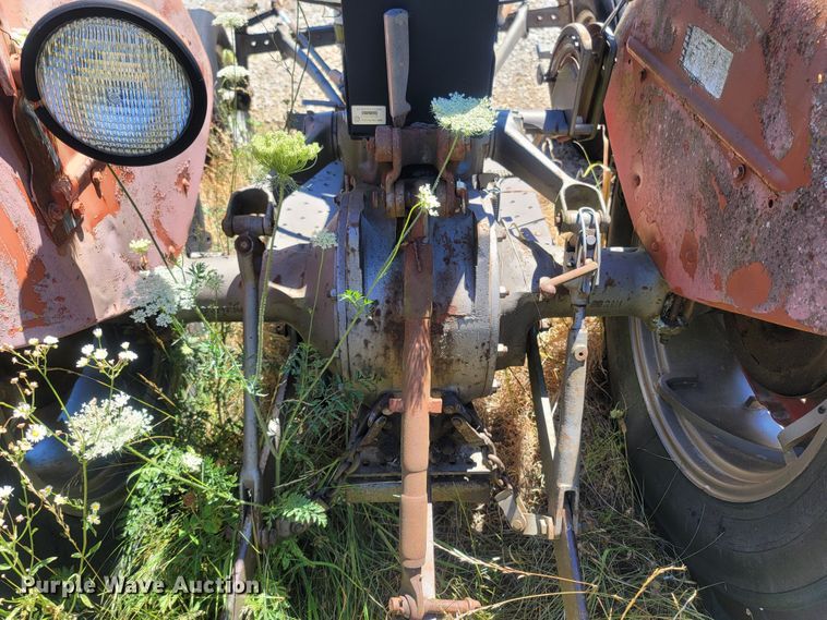 image for item LF9215 Massey Ferguson 135  tractor