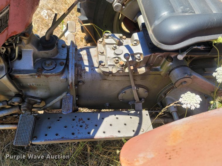 image for item LF9215 Massey Ferguson 135  tractor