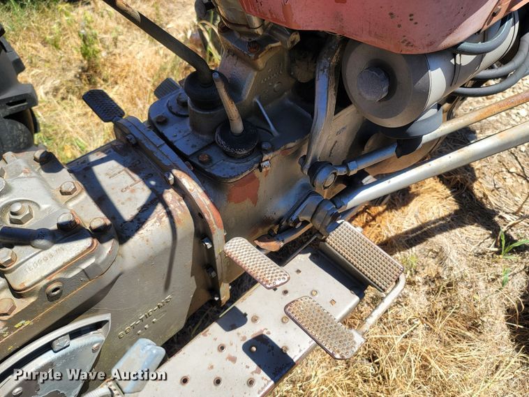 image for item LF9215 Massey Ferguson 135  tractor