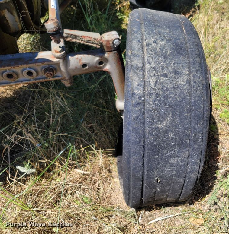 image for item LF9215 Massey Ferguson 135  tractor