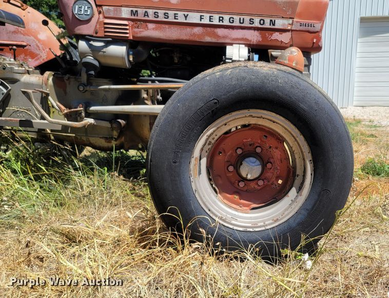 image for item LF9215 Massey Ferguson 135  tractor