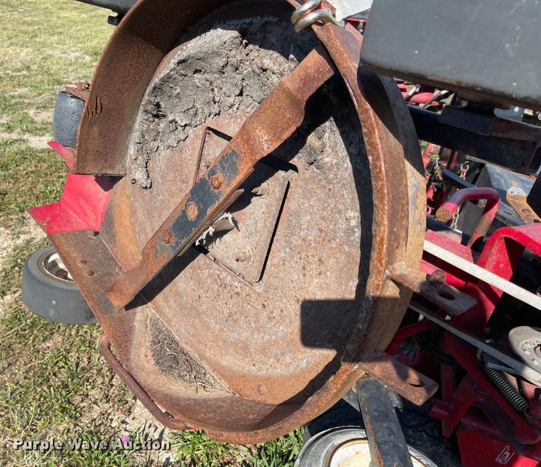 image for item LF9224 Progressive  batwing finish mower