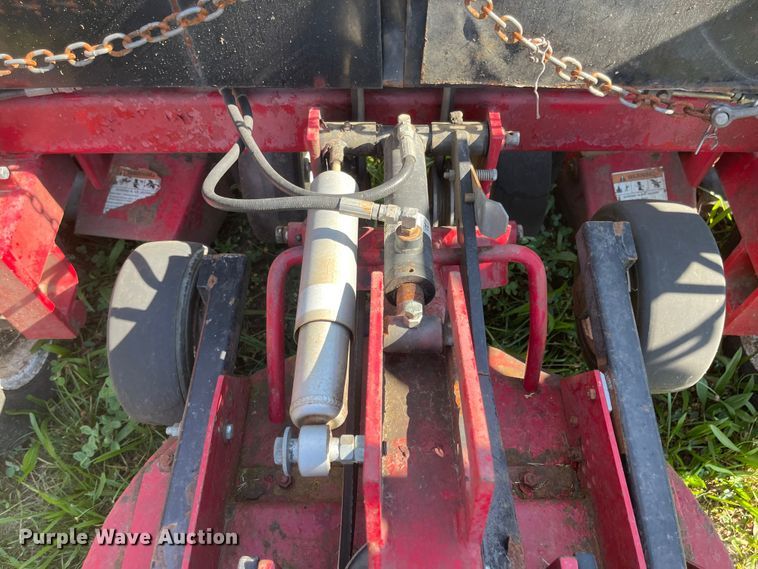 image for item LF9224 Progressive  batwing finish mower