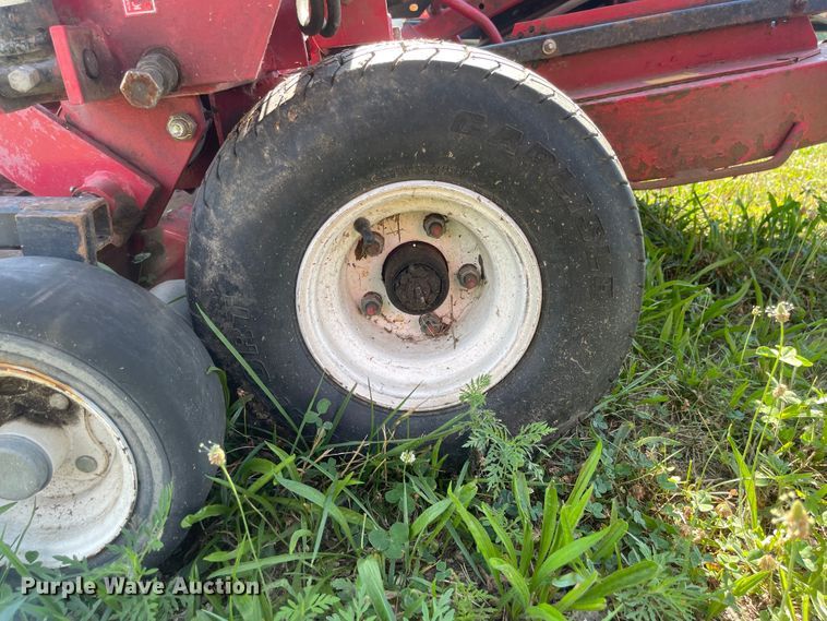 image for item LF9224 Progressive  batwing finish mower