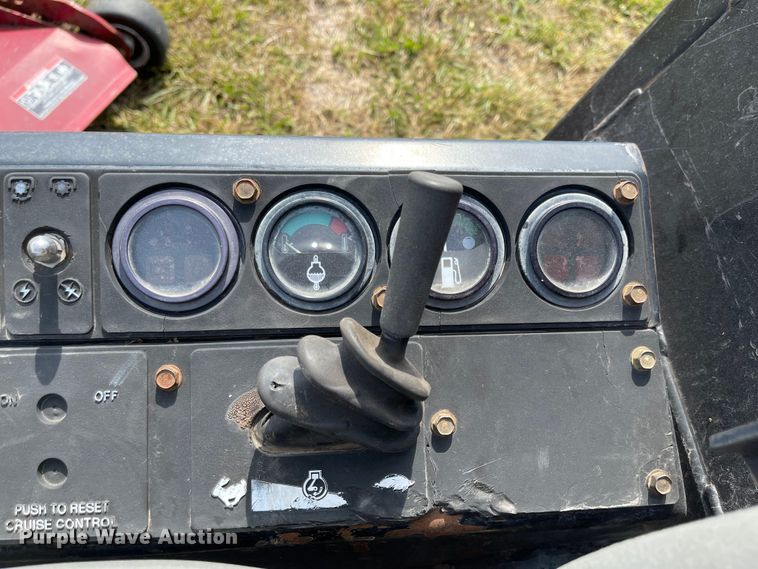 image for item LF9230 Toro Groundsmaster 455-D  lawn mower