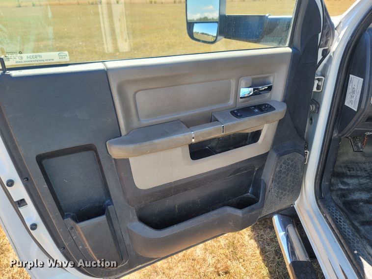 image for item LM9573 2012 Dodge Ram 5500HD  rollback truck