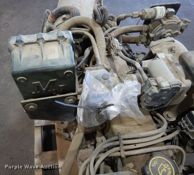 image for item LT9871 2005 Ford LRG425  engine