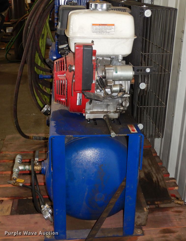 image for item LT9874 2019 Quincy  air compressor