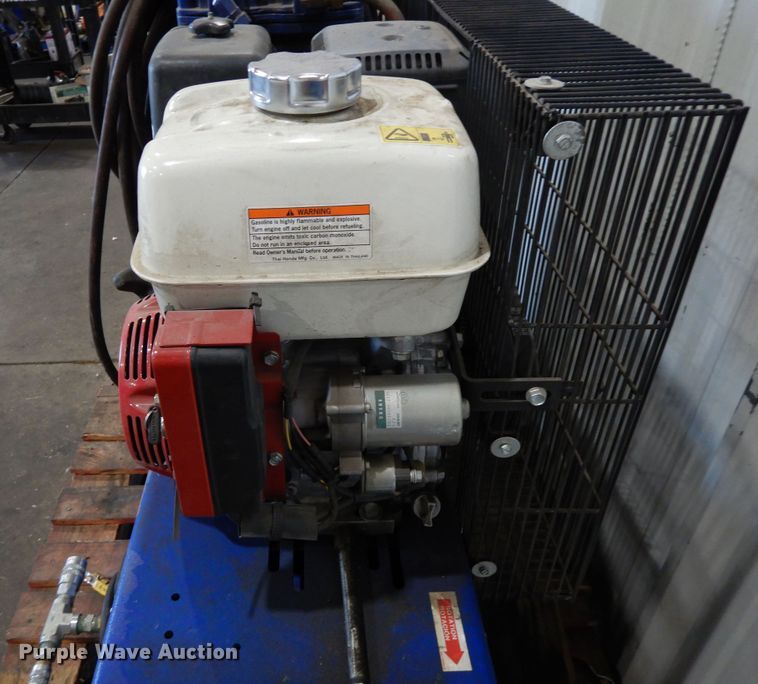 image for item LT9874 2019 Quincy  air compressor