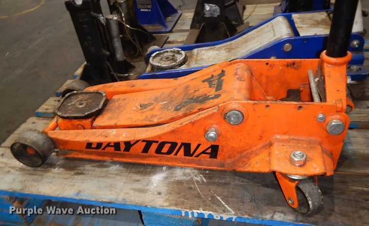 image for item LT9881 Tools