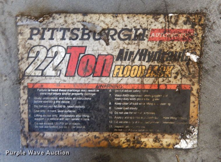 image for item LT9883 (3) floor jacks