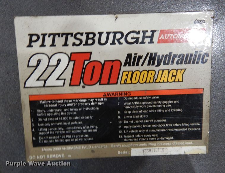 image for item LT9883 (3) floor jacks