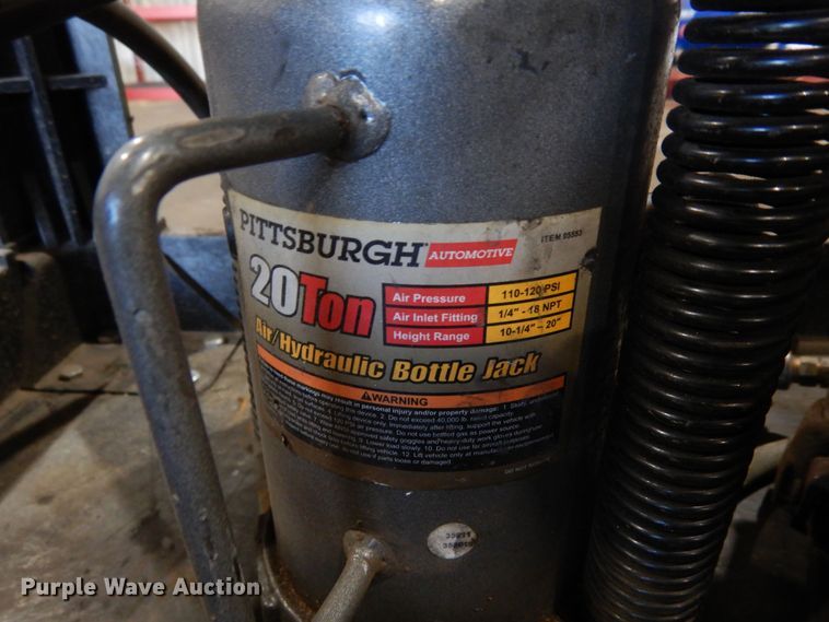 image for item LT9885 Tire tools