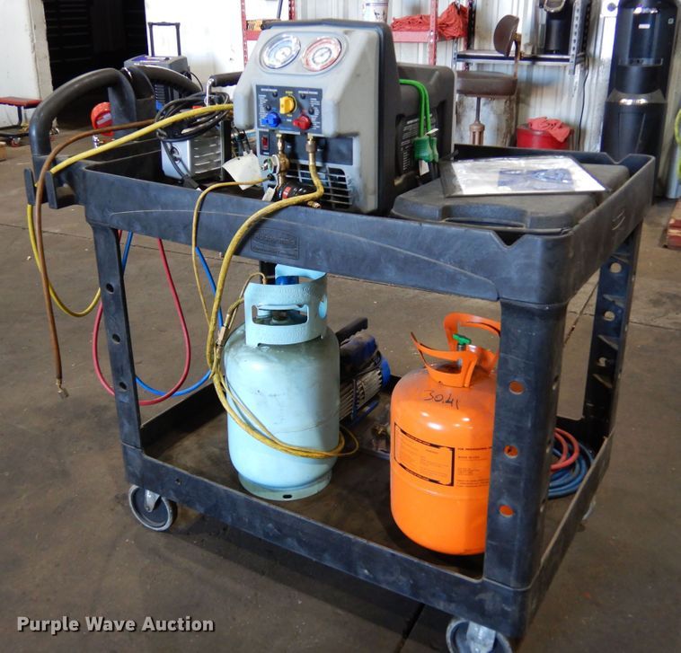 image for item LT9888 Mastercool Twin Turbo  refrigerant recovery machine