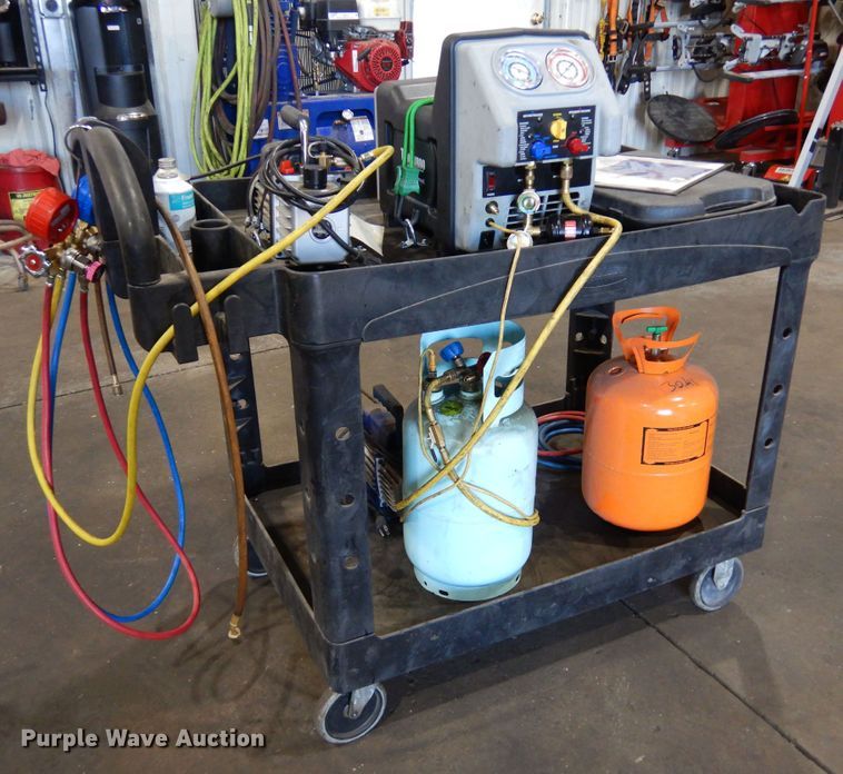 image for item LT9888 Mastercool Twin Turbo  refrigerant recovery machine