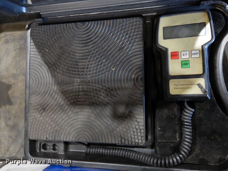 image for item LT9888 Mastercool Twin Turbo  refrigerant recovery machine