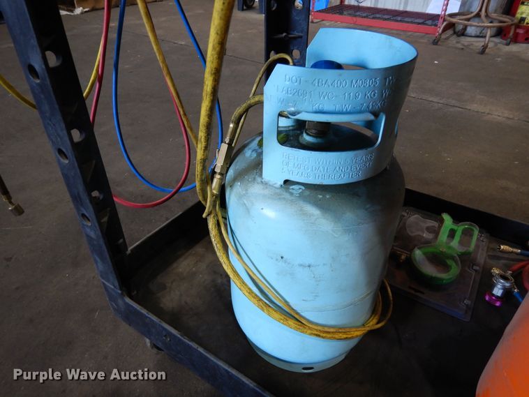 image for item LT9888 Mastercool Twin Turbo  refrigerant recovery machine