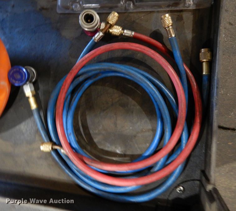 image for item LT9888 Mastercool Twin Turbo  refrigerant recovery machine