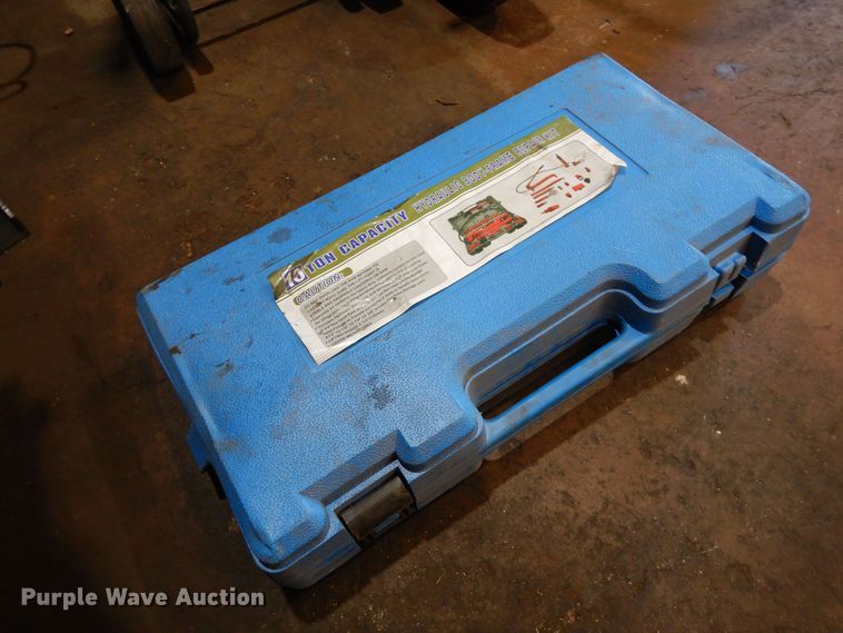 image for item LT9889 (2) porta-power