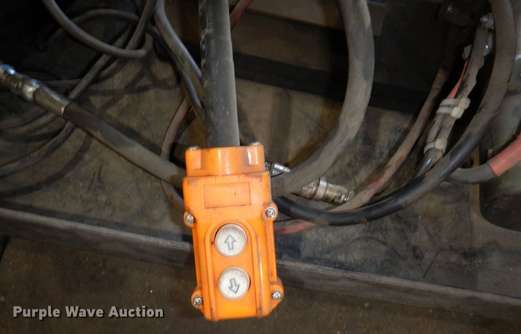 image for item LT9889 (2) porta-power