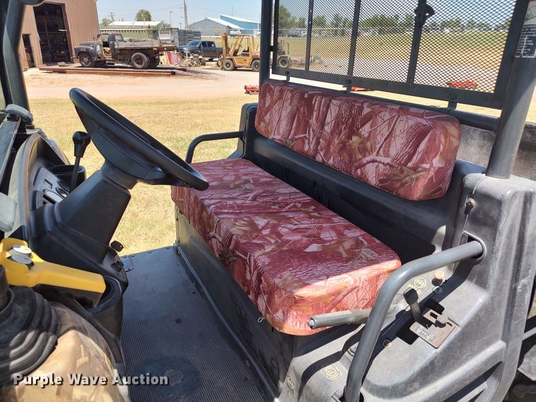 image for item LU9183 Kubota RTV 900  utility vehicle