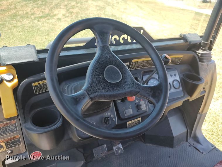 image for item LU9183 Kubota RTV 900  utility vehicle