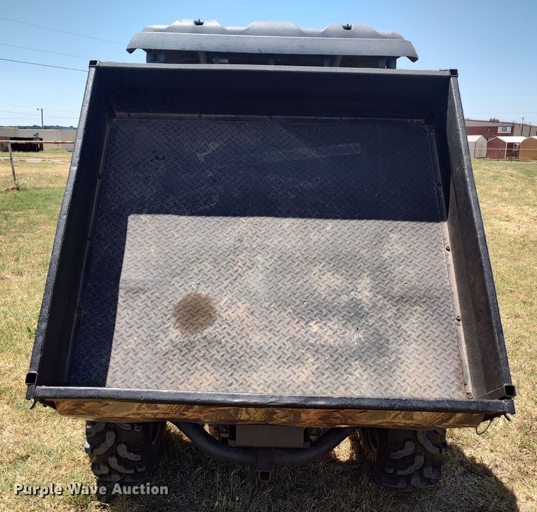 image for item LU9183 Kubota RTV 900  utility vehicle