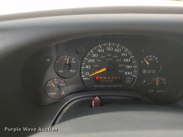 image for item LU9198 1999 Chevrolet Express 3500  school bus