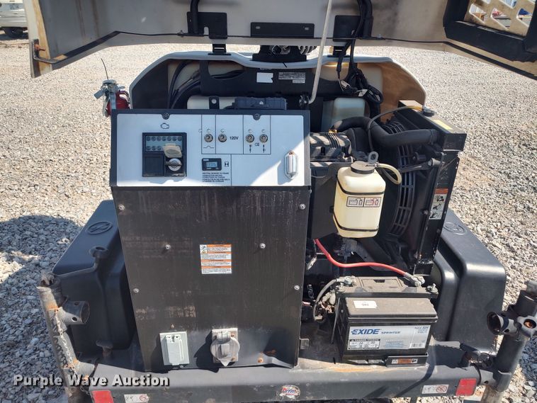 image for item LU9213 2019 Wacker Neuson LTV6L  light plant