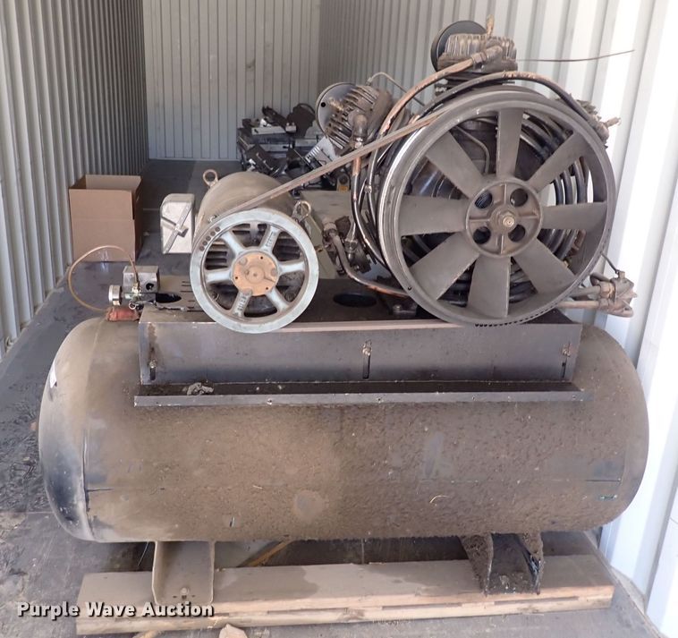 image for item LU9448 Schulz MSWV-80  air compressor