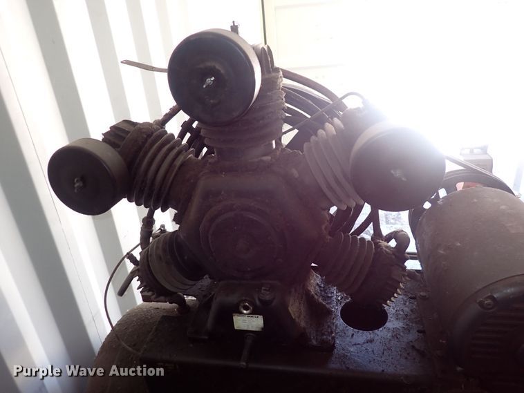 image for item LU9448 Schulz MSWV-80  air compressor