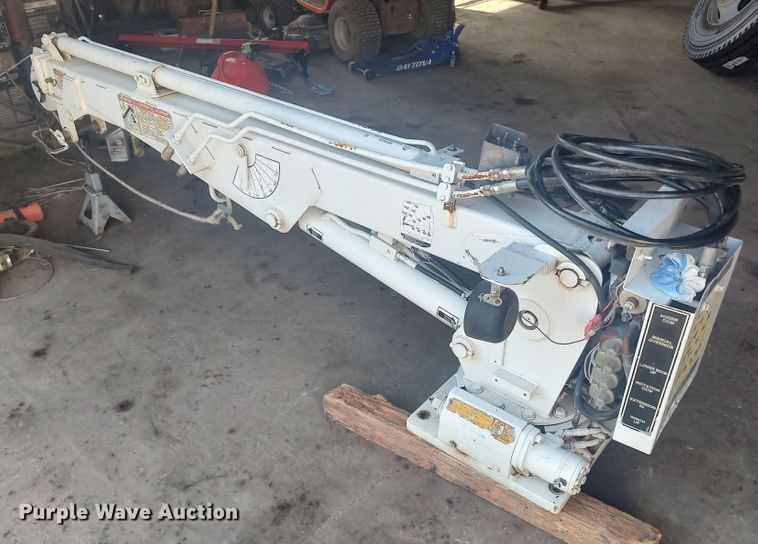 image for item MF9528 S.D.P. Telespection E-Z Hauler  crane