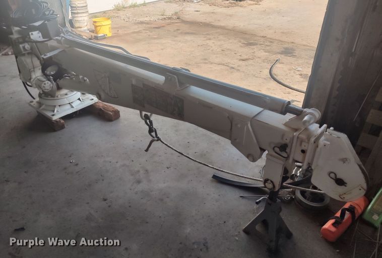 image for item MF9528 S.D.P. Telespection E-Z Hauler  crane