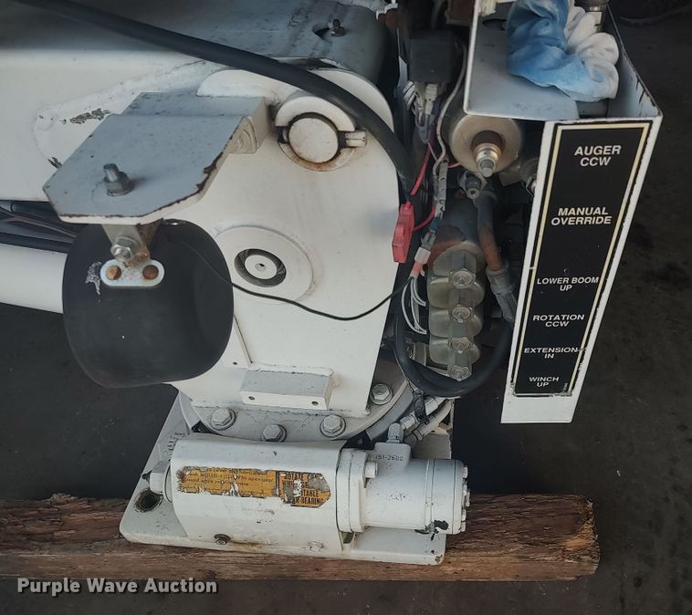 image for item MF9528 S.D.P. Telespection E-Z Hauler  crane