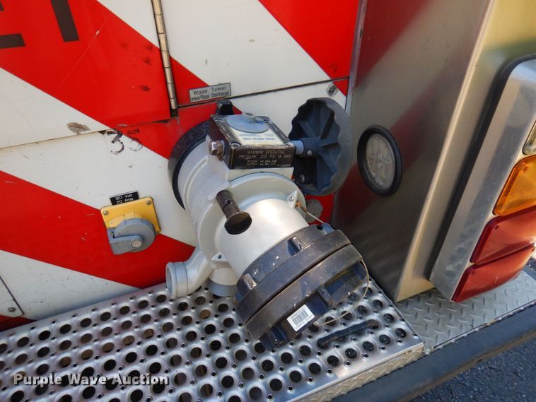 image for item MF9671 2004 Spartan Gladiator  Quint fire truck