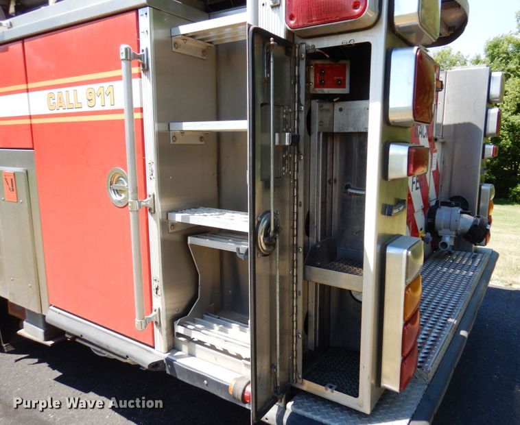 image for item MF9671 2004 Spartan Gladiator  Quint fire truck