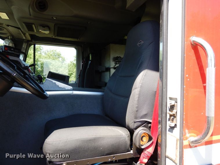 image for item MF9671 2004 Spartan Gladiator  Quint fire truck