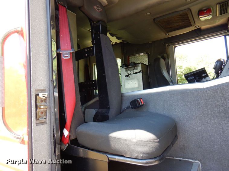 image for item MF9671 2004 Spartan Gladiator  Quint fire truck