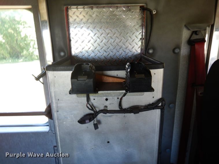 image for item MF9671 2004 Spartan Gladiator  Quint fire truck