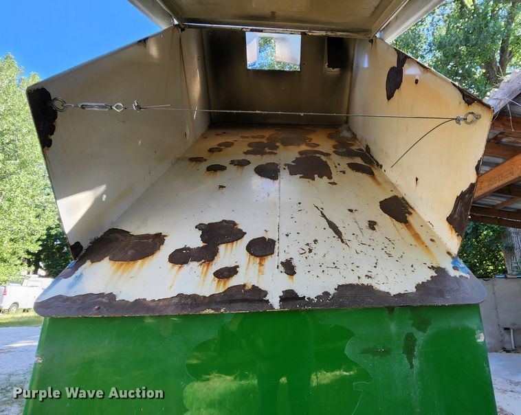 image for item MK9033 Zamboni 552  ice resurfacer