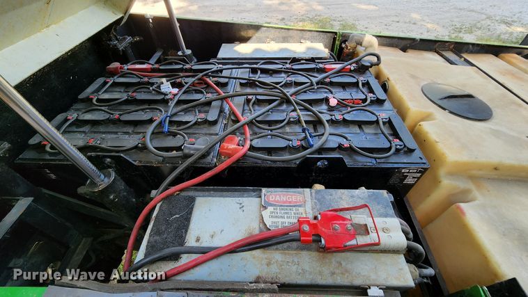 image for item MK9033 Zamboni 552  ice resurfacer