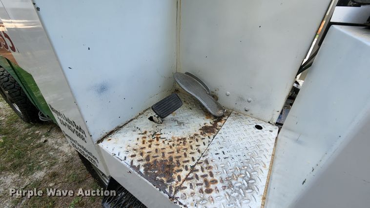 image for item MK9033 Zamboni 552  ice resurfacer