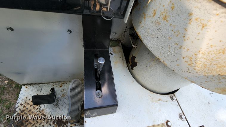 image for item MK9033 Zamboni 552  ice resurfacer