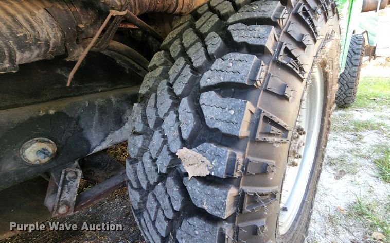 image for item MK9033 Zamboni 552  ice resurfacer