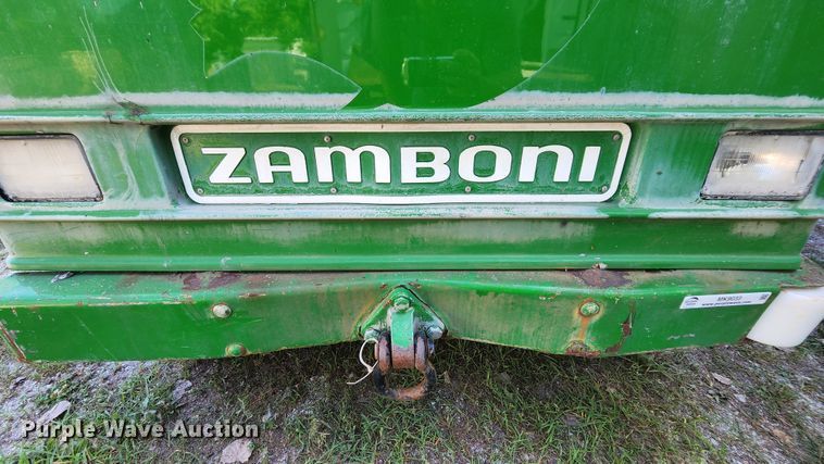image for item MK9033 Zamboni 552  ice resurfacer