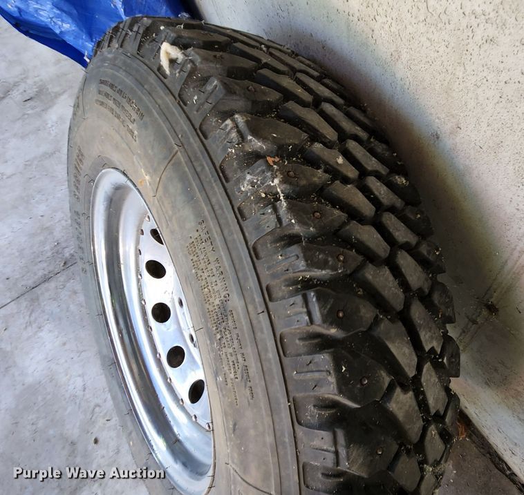 image for item MK9033 Zamboni 552  ice resurfacer