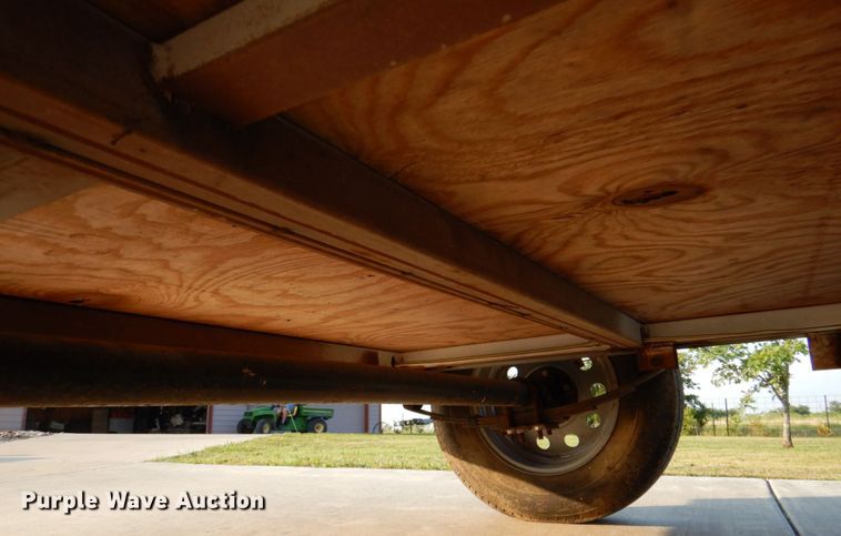 image for item MK9586 2017 C&M  enclosed cargo trailer